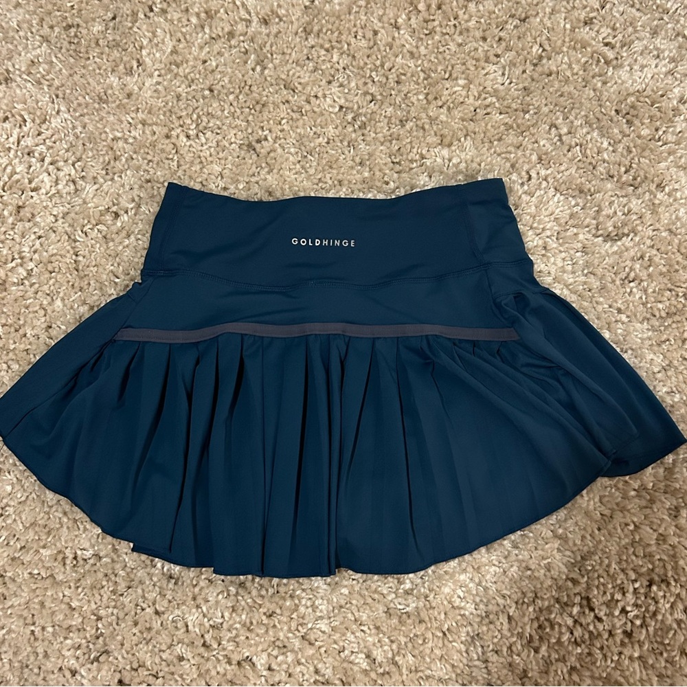 Gold Hinge Pleated Mini Skirt size small navy